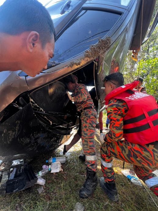 东:（已签发)坠河案，年长夫妇今日被证实不幸双双遇难。