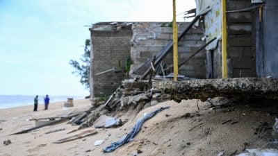 北加甘榜加查海蚀恶化村民忧