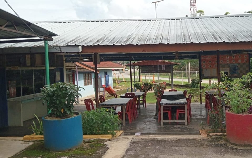 东（未签发）：微小型华小食堂经营呈两极化现象