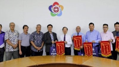 上海中医药大学 提供关中5份奖学金