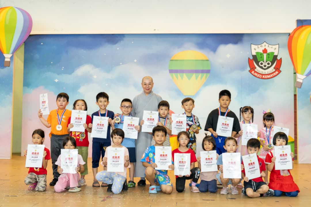 东:善导寺健康嘉年华凝聚善念 梁耀雯:携手共建有爱社区