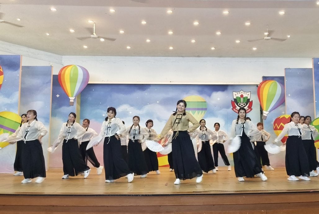 东:善导寺健康嘉年华凝聚善念 梁耀雯:携手共建有爱社区