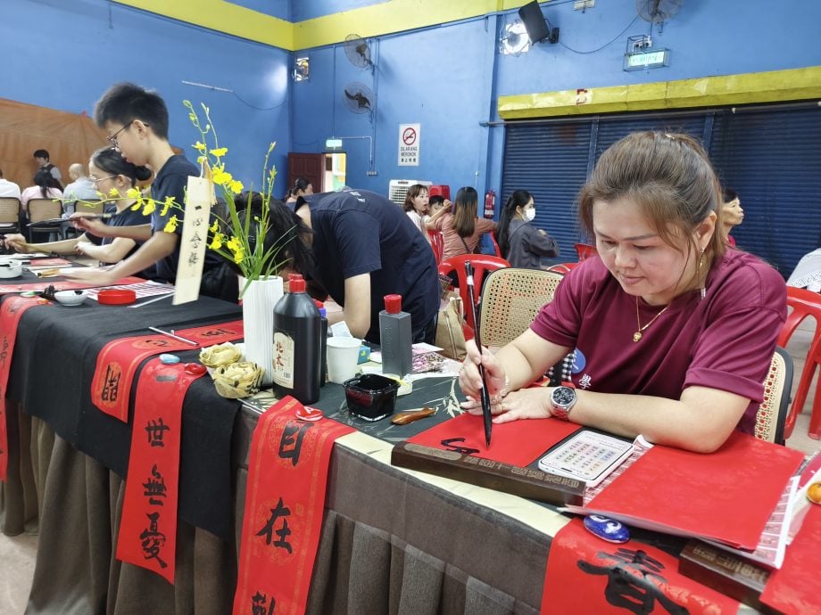 东:善导寺健康嘉年华凝聚善念 梁耀雯:携手共建有爱社区