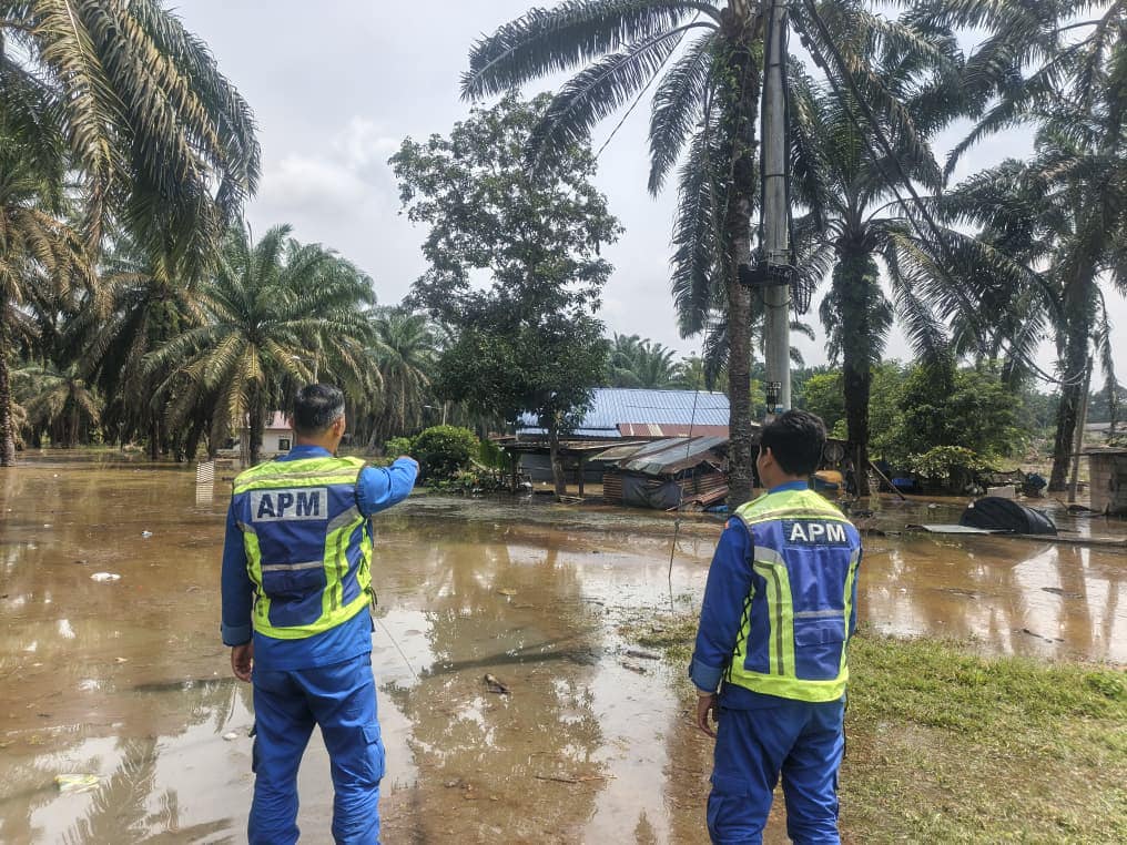 东：已签发：彭州民防部队预警，彭州本月预计将迎来多次大涨朝现象，其中最高达到3.8公尺。