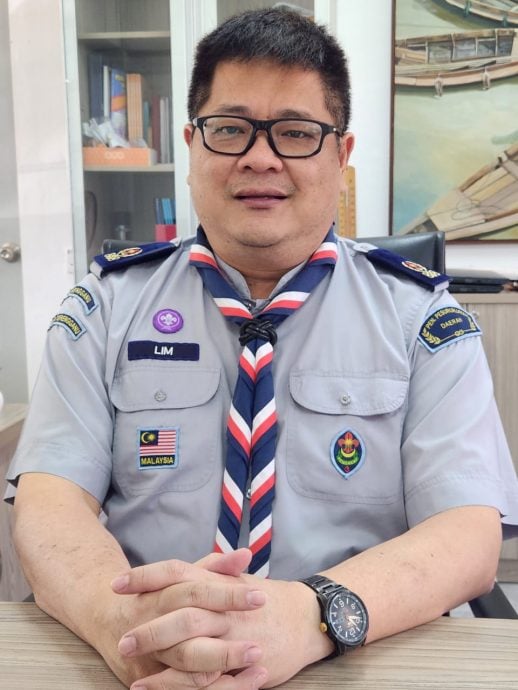 东:已签发:瓜登中华维新小学已顺利完成全校智能白板的安装工程,并将于明年新学年正式启用,以智能化教学模式全面提升课堂教学质量与学习体验。