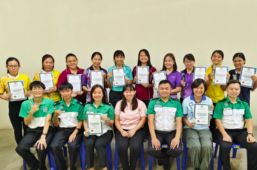 东:梁耀雯:推动急救知识普及 盼每所学校皆有AED设备