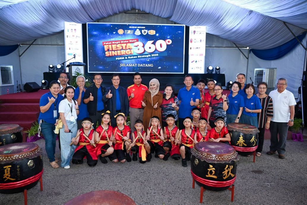 东:登嘉楼皇家警察部队主办,登州华社322行动委员会协办的“Fiesta Sinergi 360°”嘉年华圆满举行