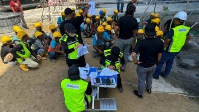 登移民局扫荡7工地   捕49非法外劳