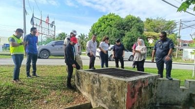 百乐县议会考察县内住宅区 鉴定水患高危区