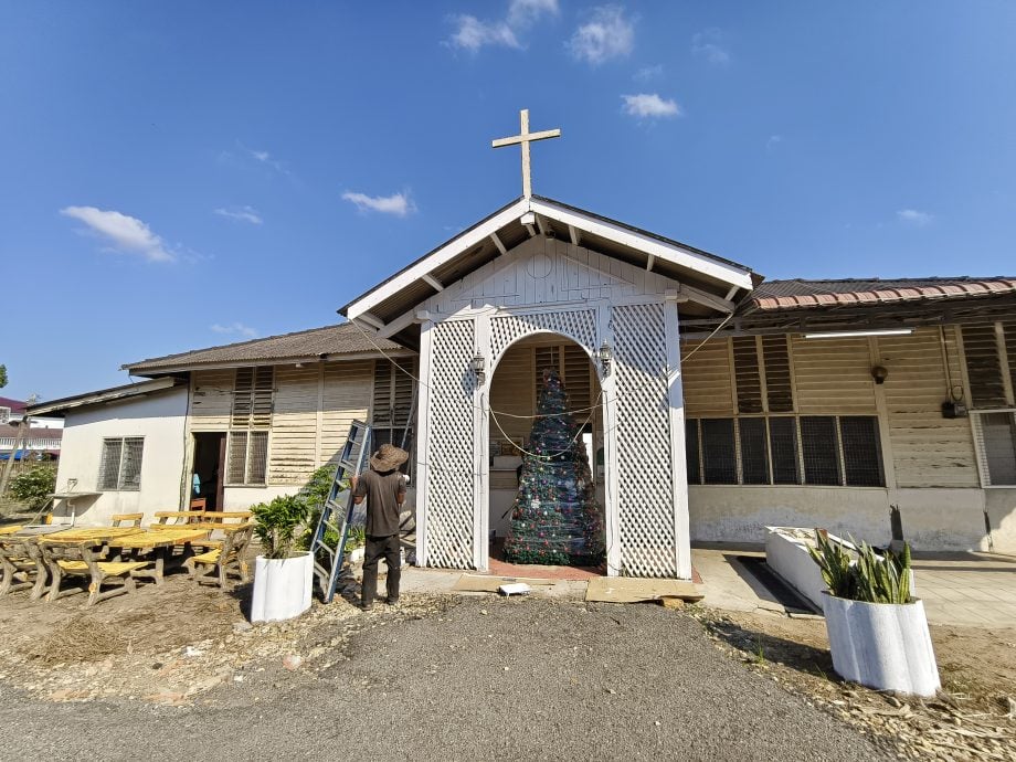 东：迎接圣诞节沉浸欢乐氛围突接清空指令 教友惶恐促州政府协助