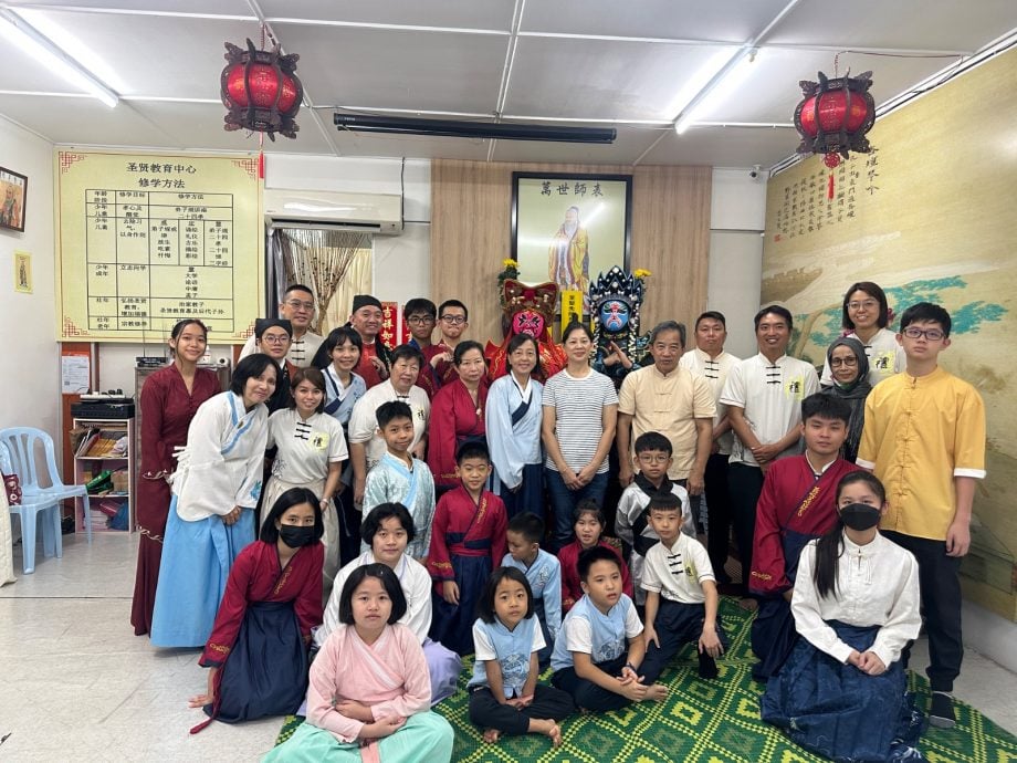 东：（已签发）传承尊师重道精神 关丹圣贤教育中心庆颜子诞辰