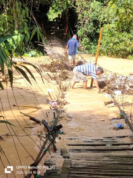 东：（已签发）冒险使用被河水淹没的吊桥进出