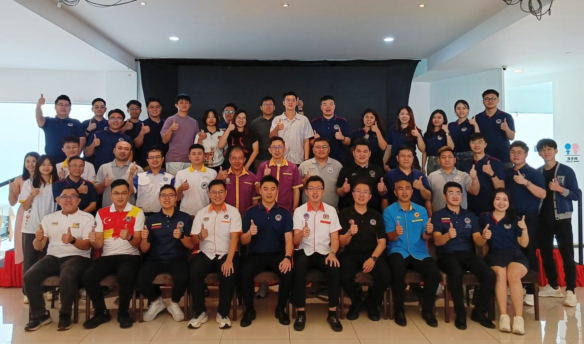 东:(已签发)宗乡青彭亨州分会新届理事就职典礼 总会长:打造吸引年轻人的舞台