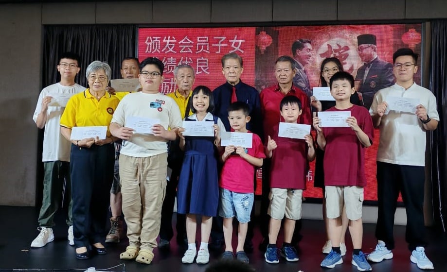 东:(已签发)彭亨杨氏联宗会62周年