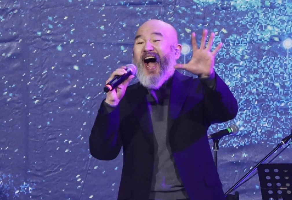 丧妻5年再露面胡子全白 辛龙吐心声:不知要走去哪里?