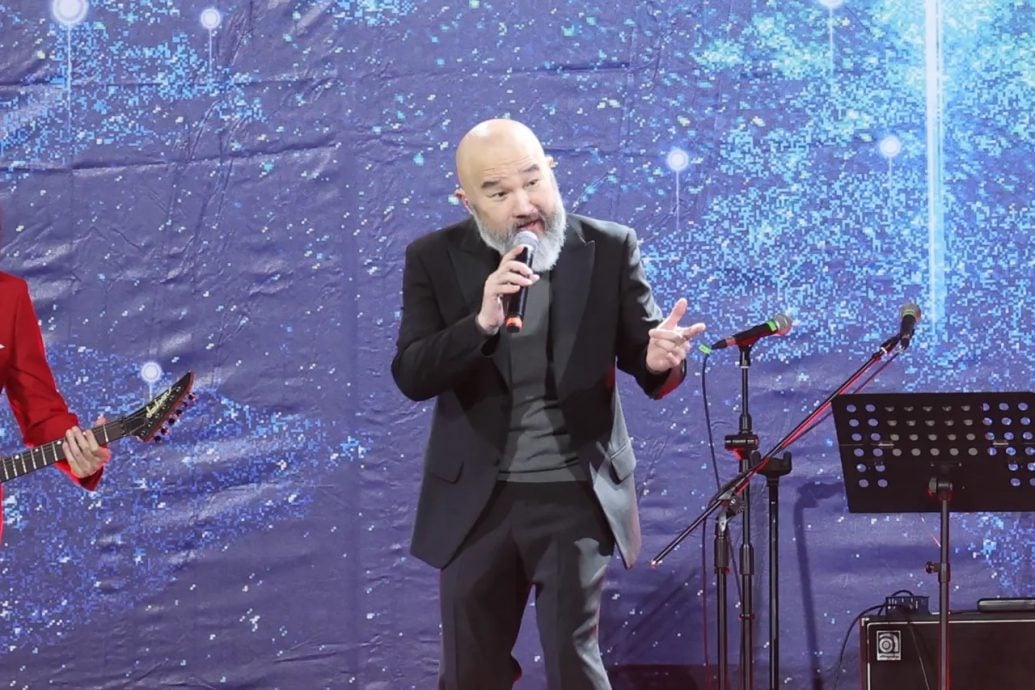 丧妻5年再露面胡子全白 辛龙吐心声:不知要走去哪里?