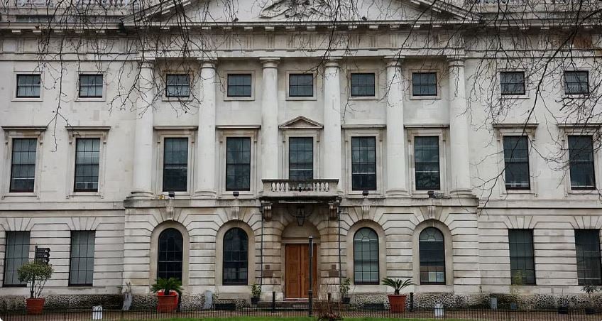 中国建驻英新使馆争议未决｜消息人士：英相计划于1月下旬访华