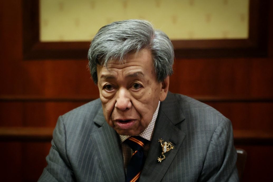 主文∕雪兰莪苏丹沙拉弗丁对部分州属近来强调州权