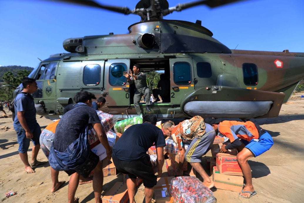 亚洲洪灾夺1500命！印尼苏门答腊成重灾区 祸首竟是“滥伐”