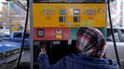 伊朗在阿曼湾扣押油轮 涉走私600万公升柴油