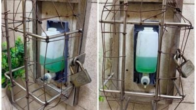 会被偷吗？公厕洗手液器“被关进笼子”爆红掀议