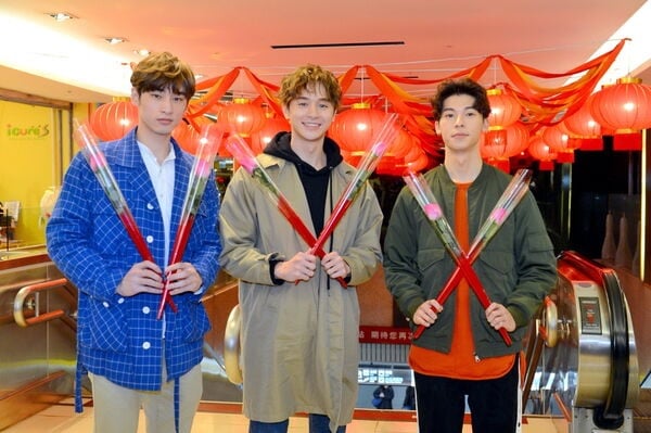 传张轩睿眼红资源好闹翻 许光汉罕见脸黑回应