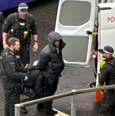 伦敦希思罗机场胡椒喷雾袭击致多人伤 机场交通出现中断