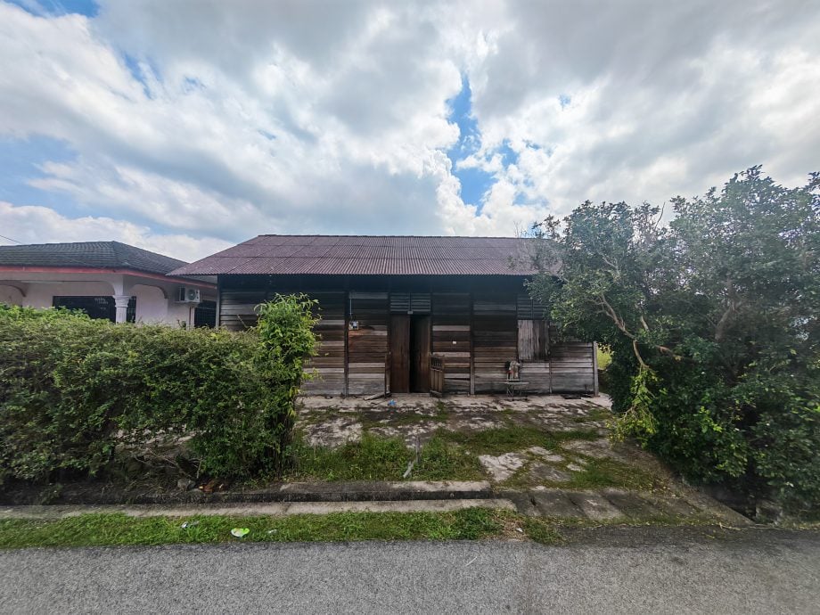 供上网//独居老翁命案