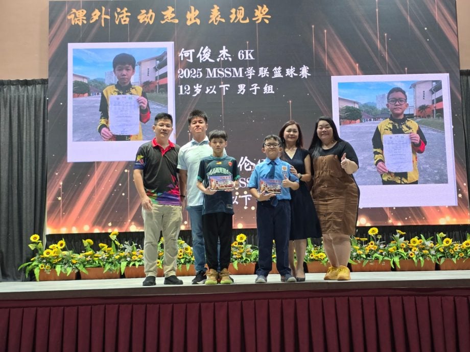 供星洲网:光星小学恳亲晚会 303 学生献演19 项节目