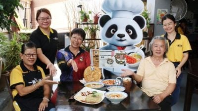 父母助阵、姐妹掌厨 携手煮出家的味道