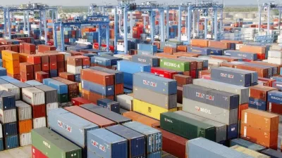 登高控股开发AI货柜港 与中国交建签35.3亿协议