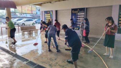 吉兰丹终于放晴！灾黎剩267人