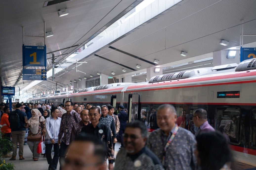 全国:封面图文:金马士至新山ETS通车