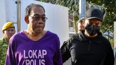 疑出轨爆悲剧 63岁夫杀妻被控谋杀