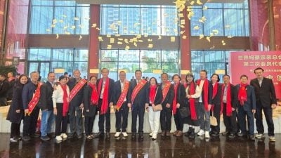 出席浙江柯蔡世恳会 蔡兆生率逾百宗亲赴华