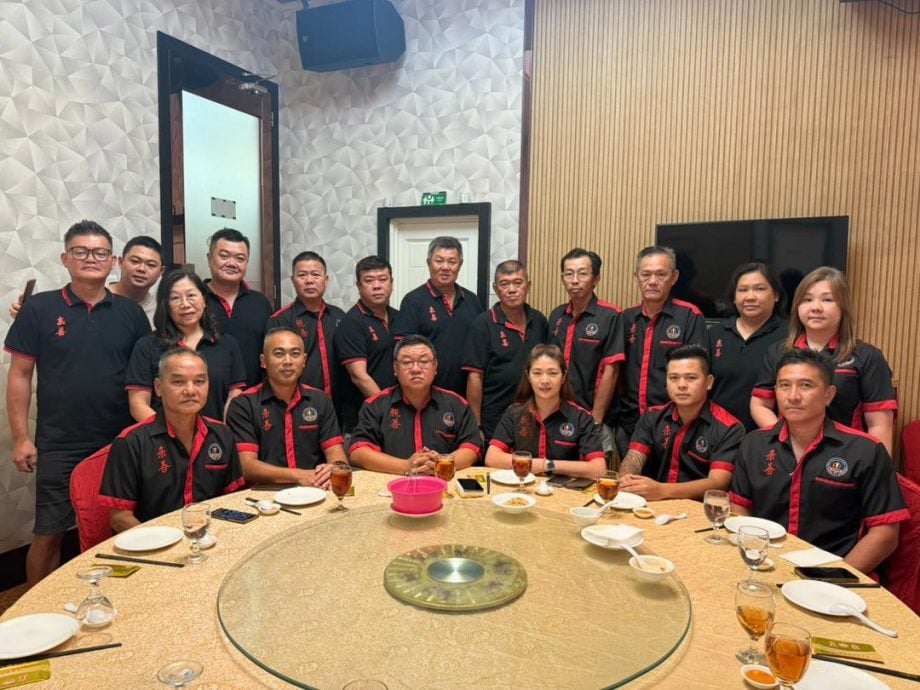 关丹亲善俱乐部7日办成立22周年联谊晚宴。