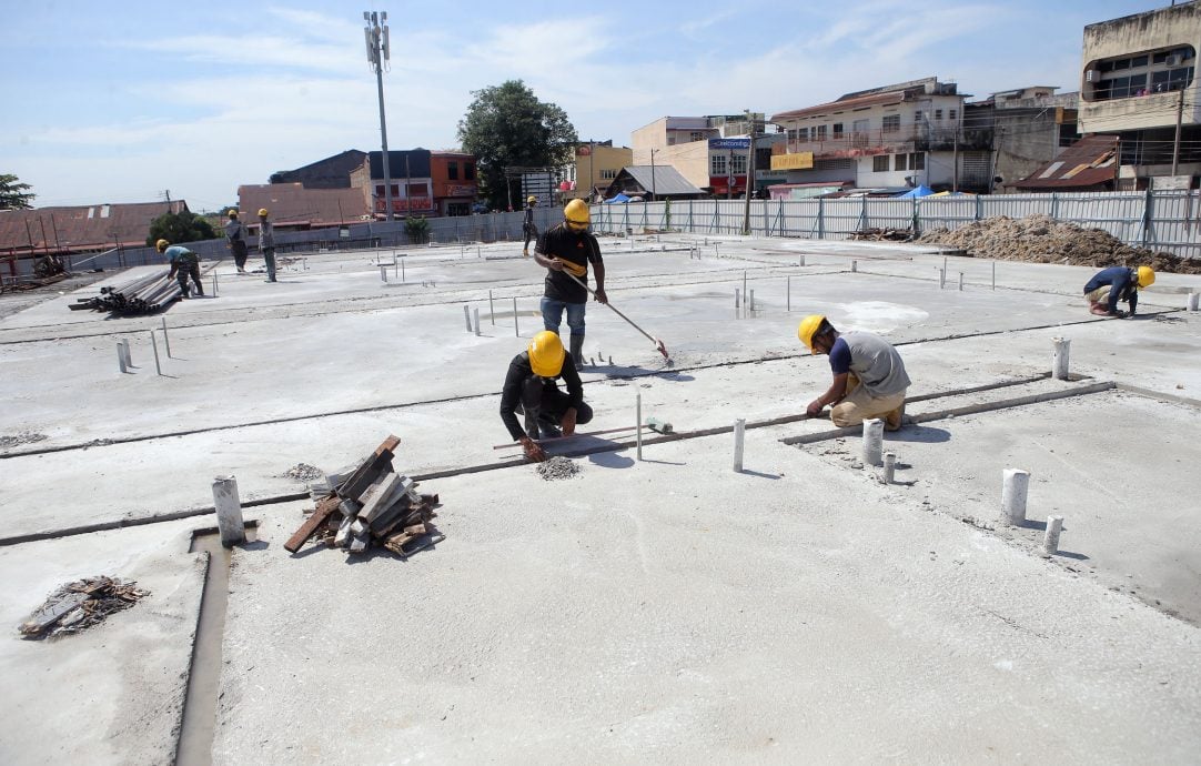 兵如港巴刹跟上工期进度 李存孝：工程已达25.8% 