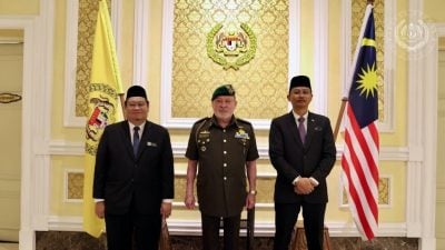 元首聆听全国水灾 海岸侵蚀 防洪汇报