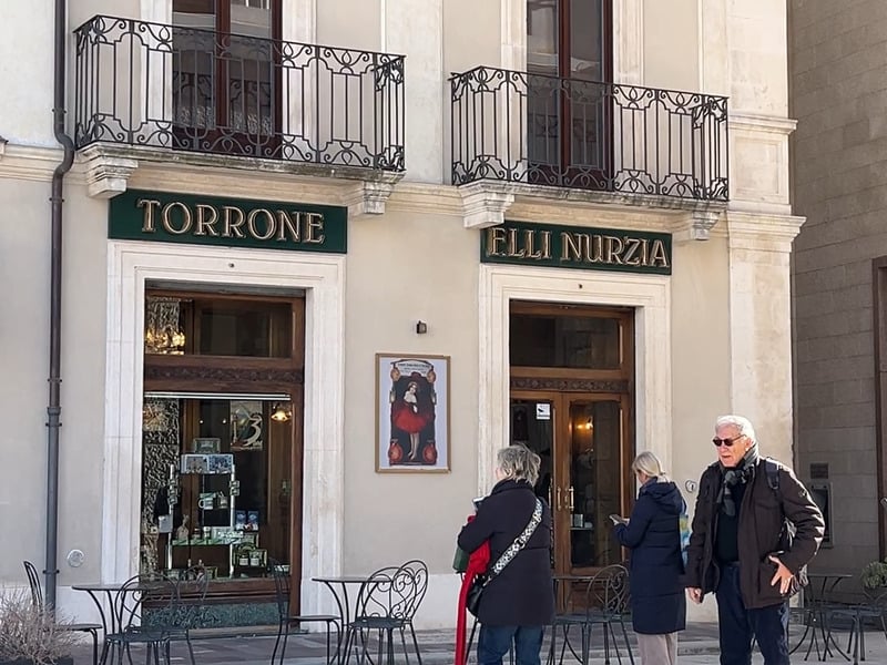 取代前稿/拉奎拉获选意大利文化首都　珍稀松露展吸引国际目光