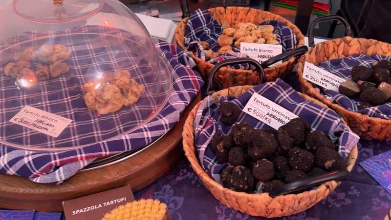 取代前稿/拉奎拉获选意大利文化首都　珍稀松露展吸引国际目光