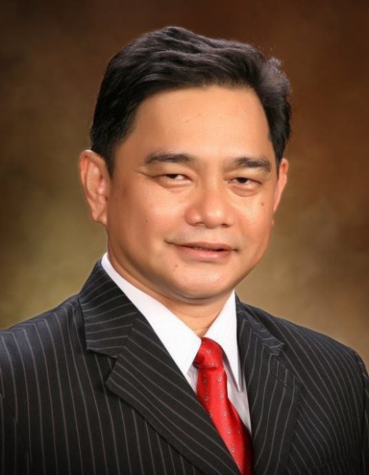 取代//夜报封面∕沙巴州新内阁宣誓就任  没有华裔代表