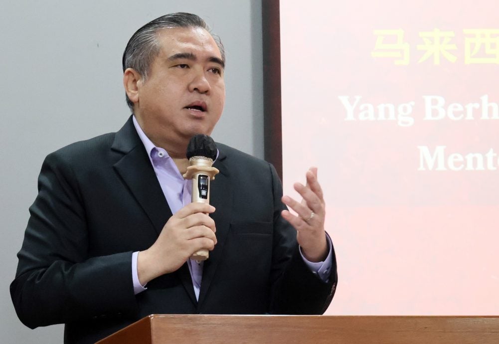 取代稿 / 陈氏书院迎来第2025对新人注册！陆兆福：婚姻带旺文化地标