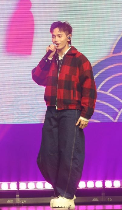 唱跳40年前《Sexy Music》 薛家燕裤子险掉急智解危机