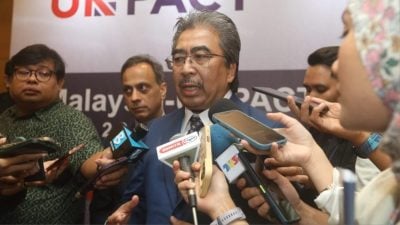 多元教育自由选择 佐哈利：别政治化统考