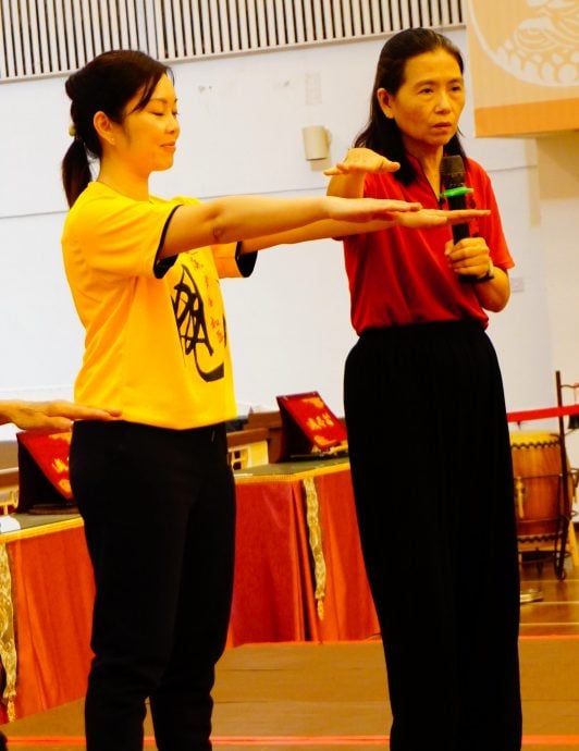 大都会-本报活动“平甩功”