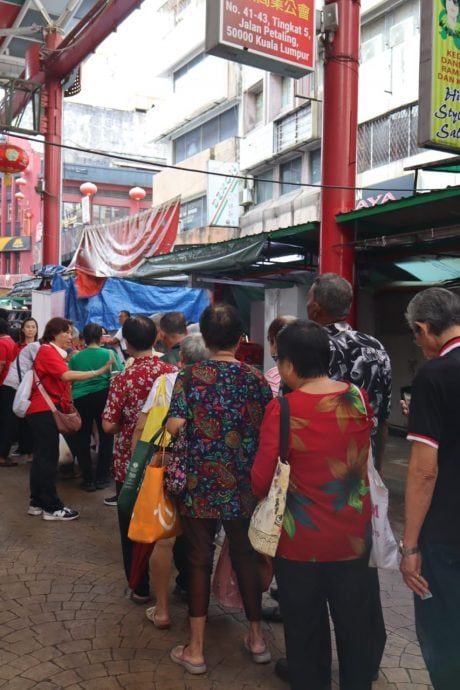 大都会/封面/-冬至送暖活动