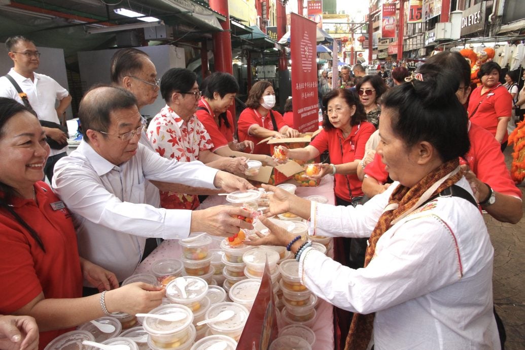 大都会/封面/-冬至送暖活动