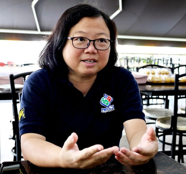 大都会封面/跟进地方政府月租特别停车位