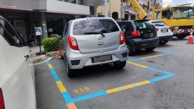 颜色区分限时或全天候  月租“特别停车格” 各县大不同