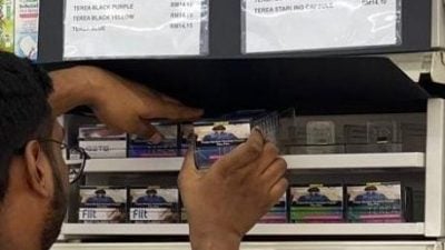 烟民：要抽还是得买  “香烟涨价只能接受”